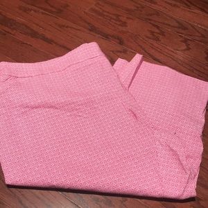 NWOT: Belk dressy and stretchy capris! 24W